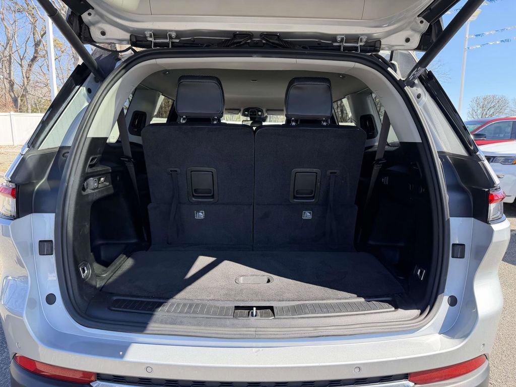 Used 2021 Jeep Grand Cherokee L Limited image 11