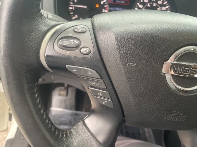 Used 2019 Nissan Pathfinder SV AWD/4WD image 23