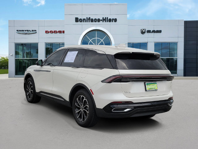 Used 2025 Lincoln Nautilus Premier w/ Equipment Group 102A AWD/4WD image 4