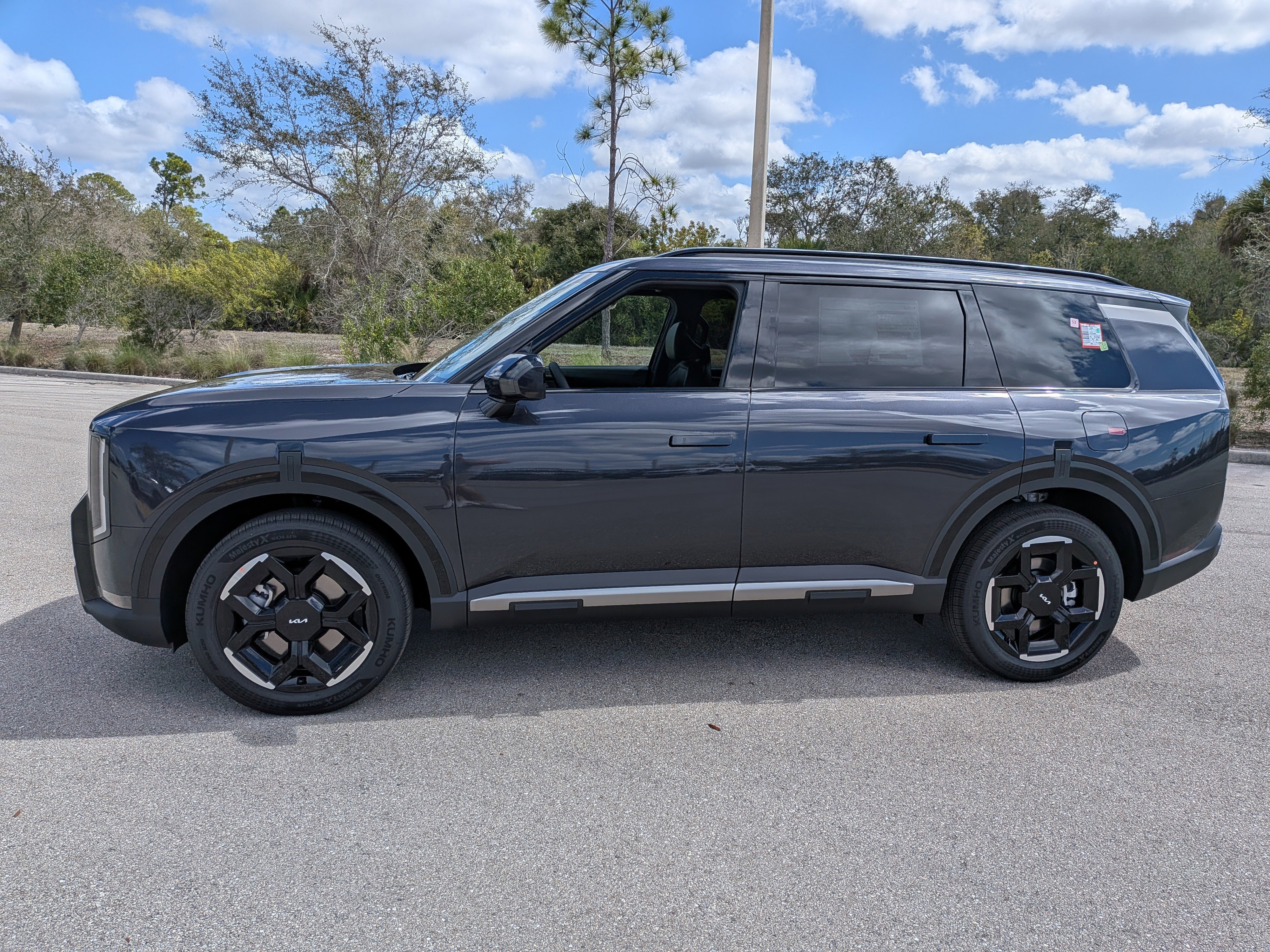 New 2027 Kia Telluride EX FWD image 8