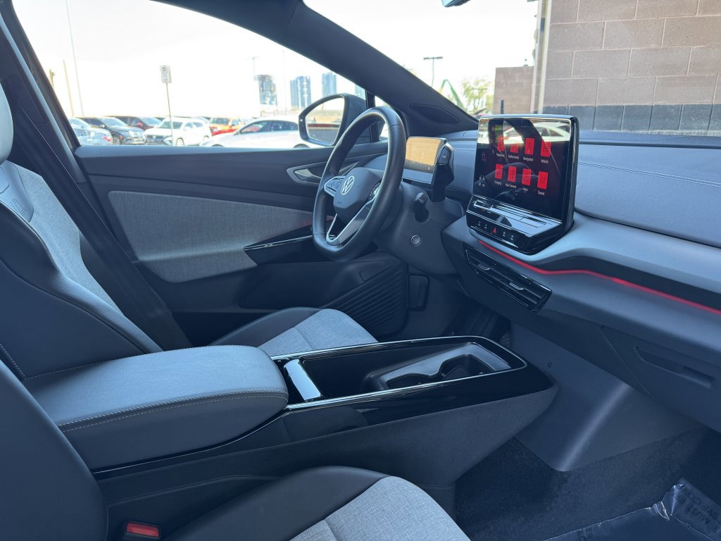 Used 2023 Volkswagen ID.4 Pro image 38