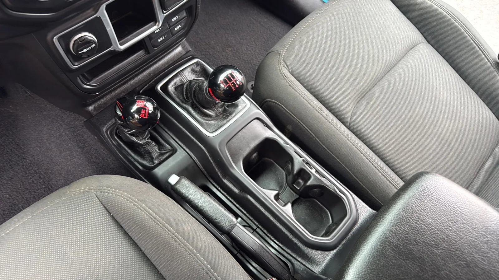 Used 2020 Jeep Wrangler Unlimited Sport AWD/4WD image 17