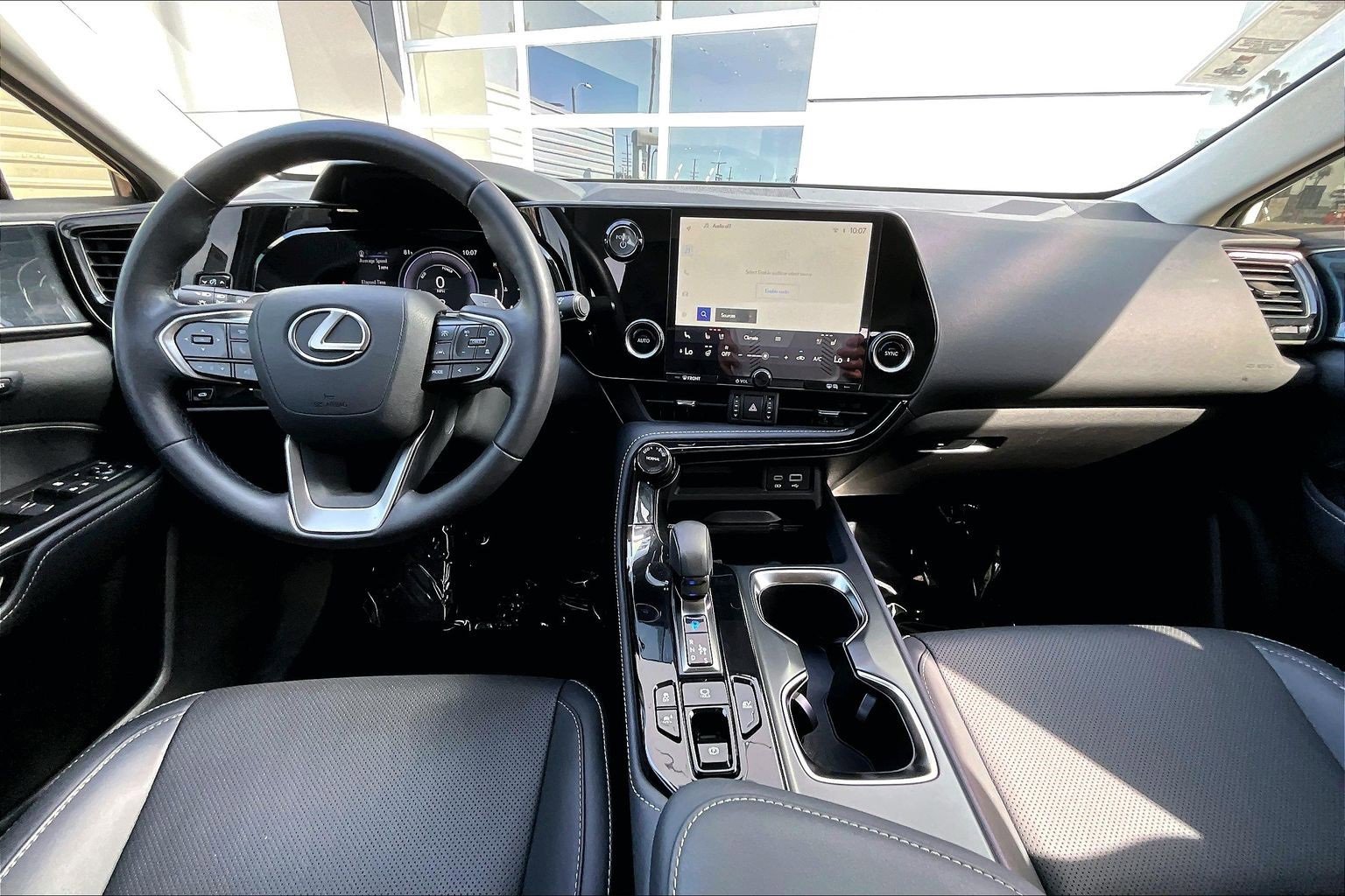 Used 2025 Lexus NX 350h 350h Premium image 15