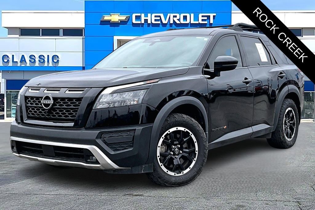 Used 2023 Nissan Pathfinder Rock Creek image 3