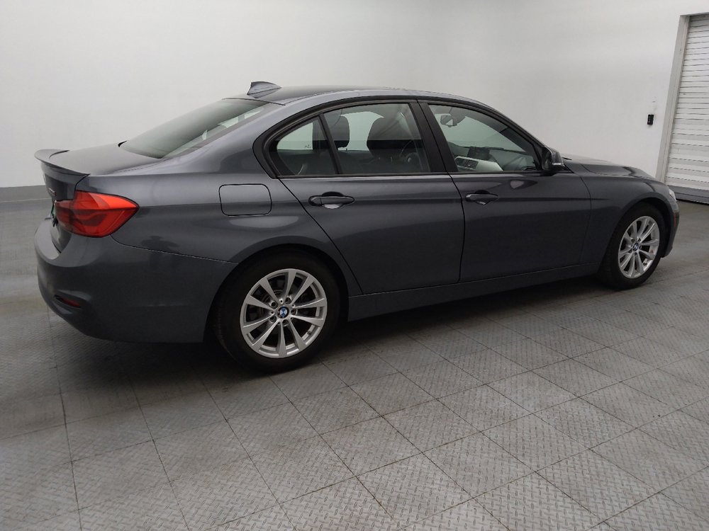 Used 2018 BMW 320i Sedan RWD image 10