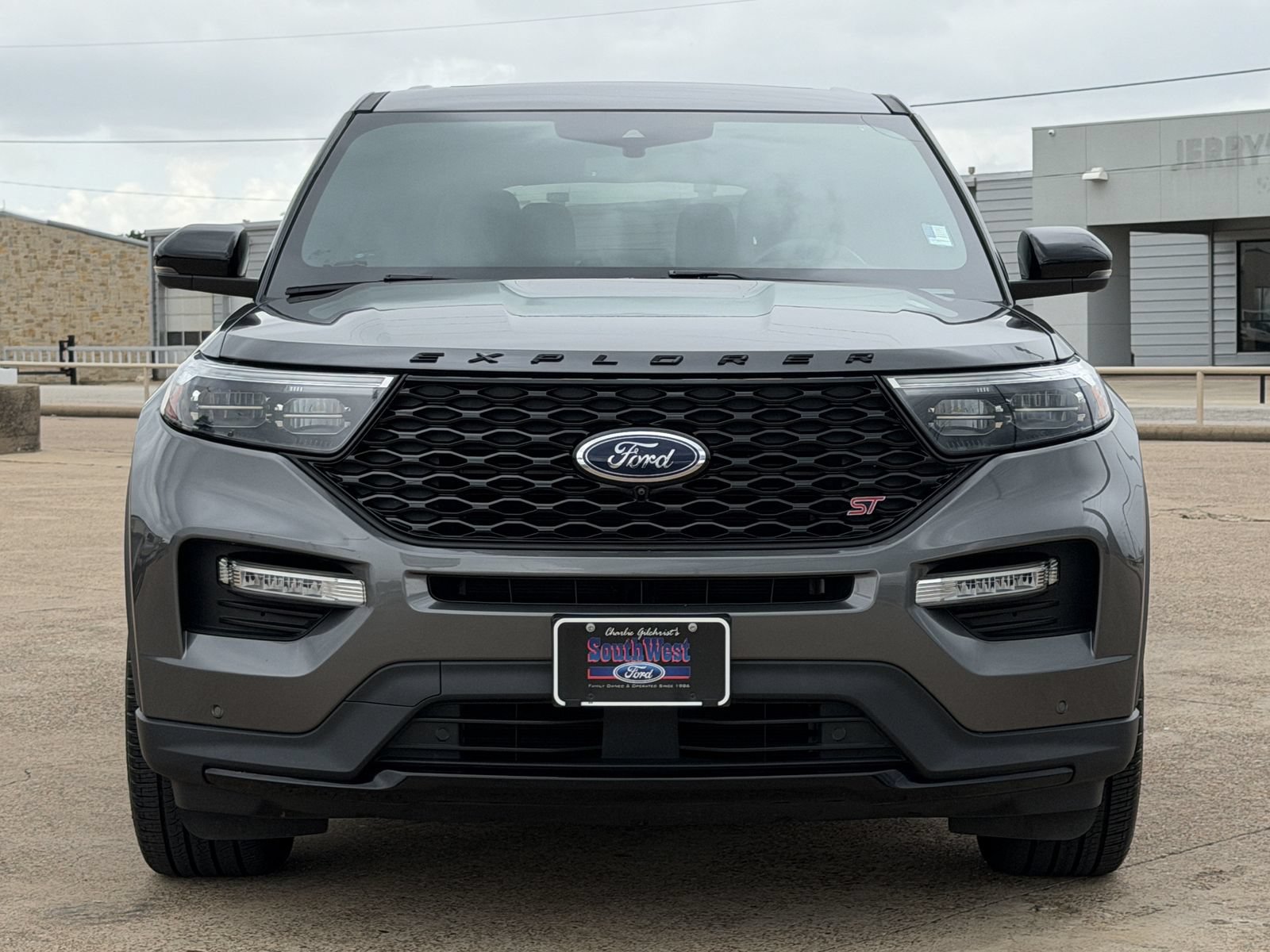 Used 2022 Ford Explorer ST w/ Equipment Group 401A RWD image 9