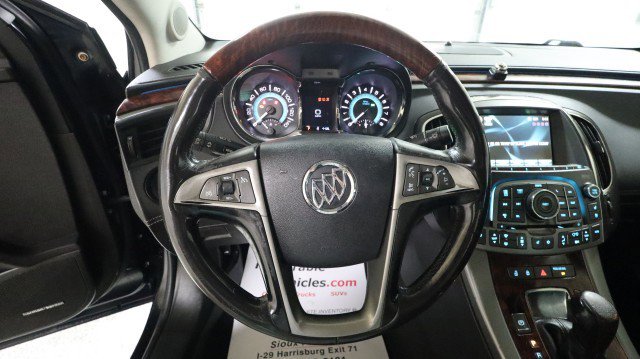 Used 2012 Buick LaCrosse Touring image 19