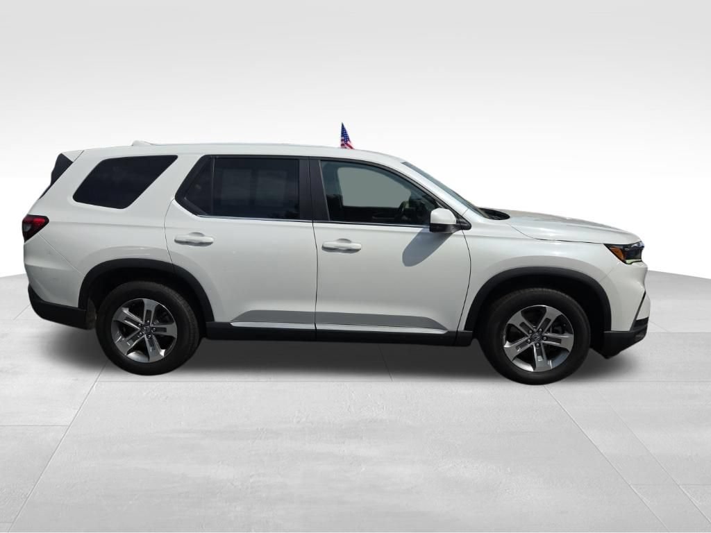 Used 2023 Honda Pilot EX-L image 4