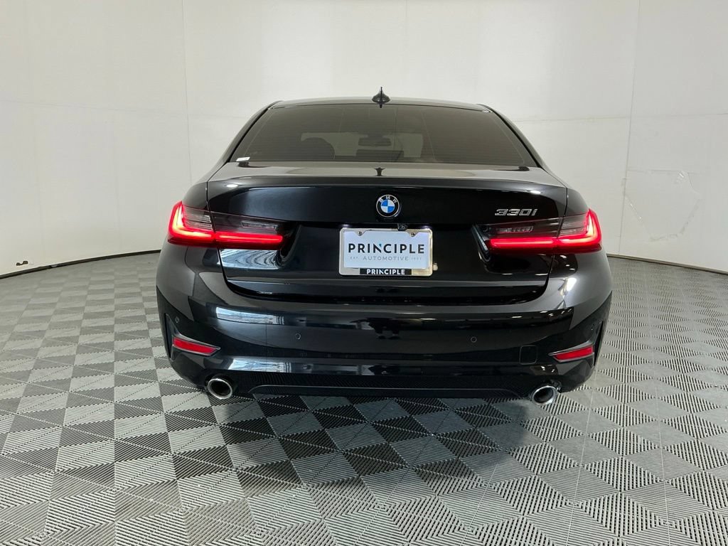 Used 2022 BMW 330i Sedan w/ Convenience Package RWD image 6