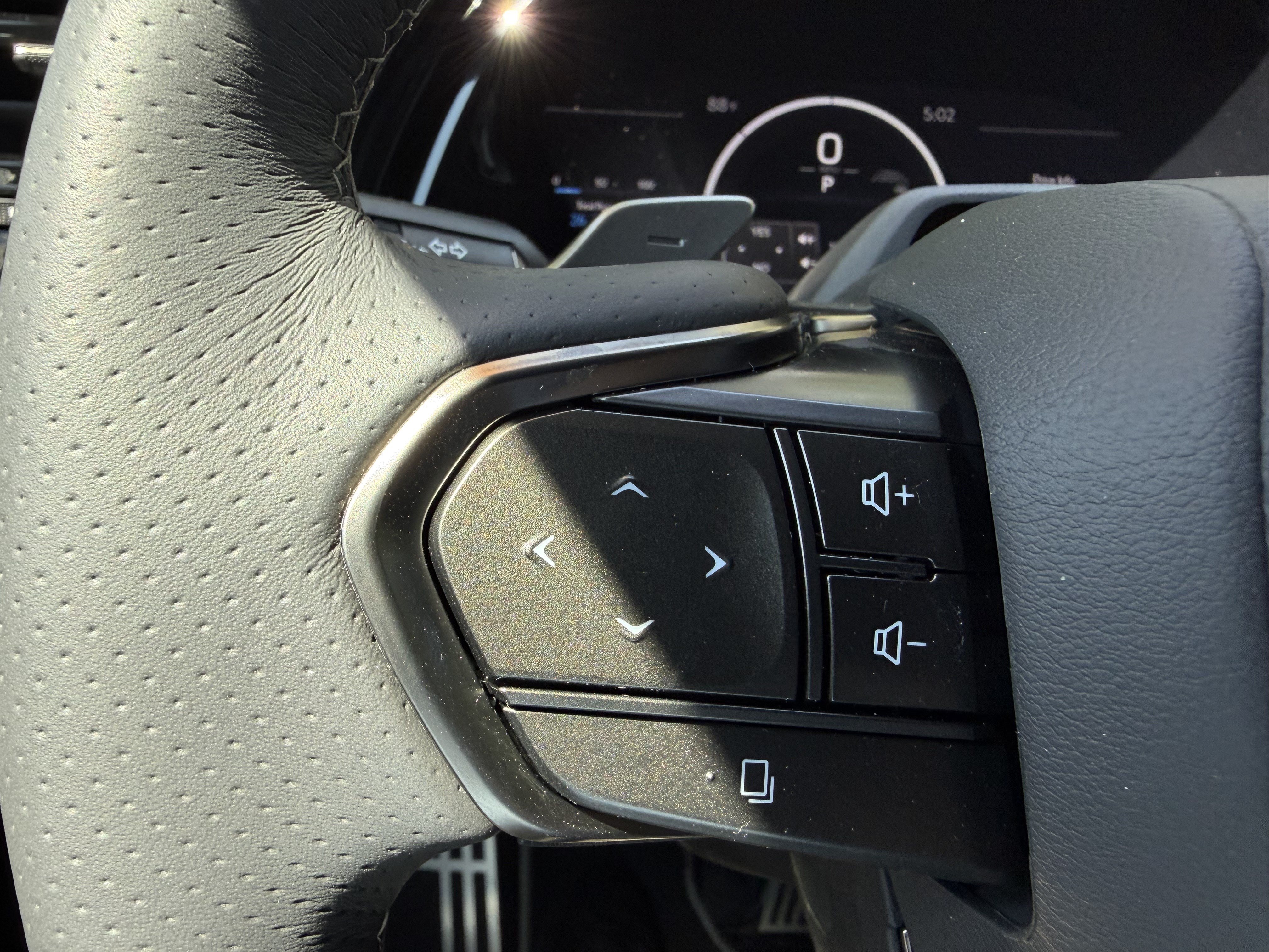 Used 2026 Lexus RX 500h F Sport w/ Appearance Package AWD/4WD image 15