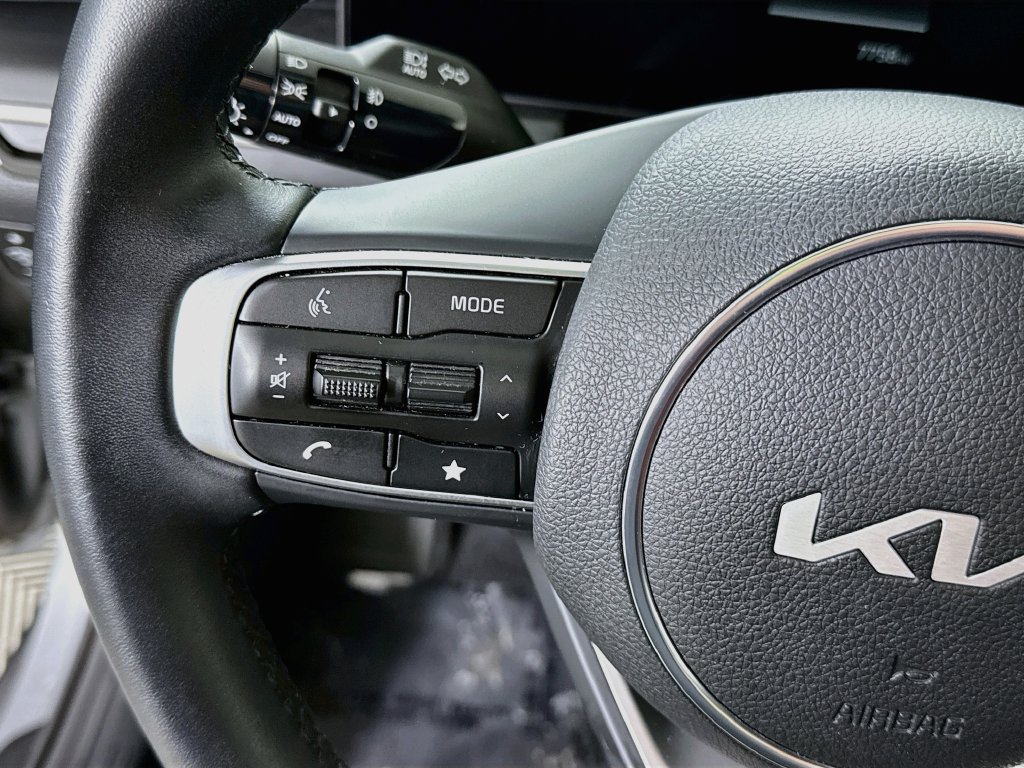 Certified 2025 Kia K5 GT-Line w/ GT-Line Premium Package FWD image 24