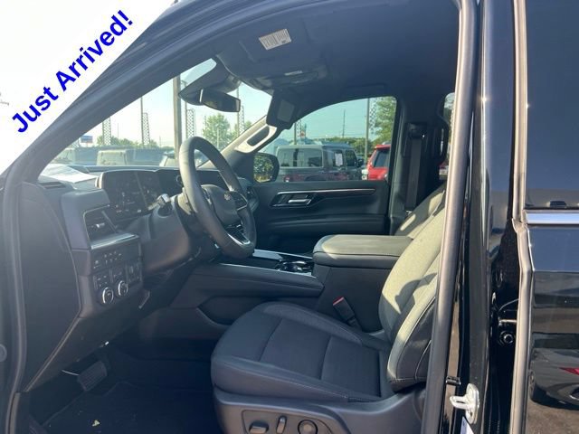 Used 2026 Chevrolet Tahoe LS w/ LS Custom Edition AWD/4WD image 17