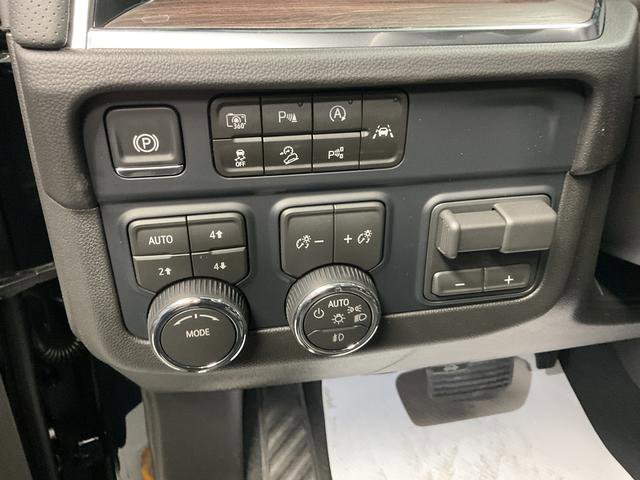 New 2026 Chevrolet Tahoe Premier w/ Sun And Tow Package image 26