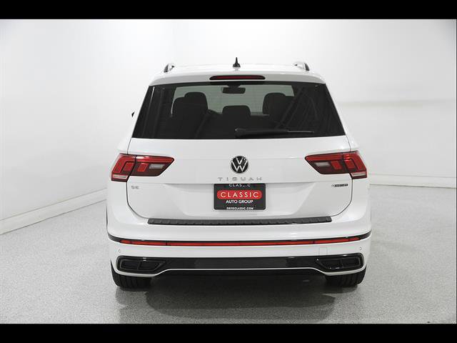 Certified 2024 Volkswagen Tiguan SE R-Line AWD/4WD image 19