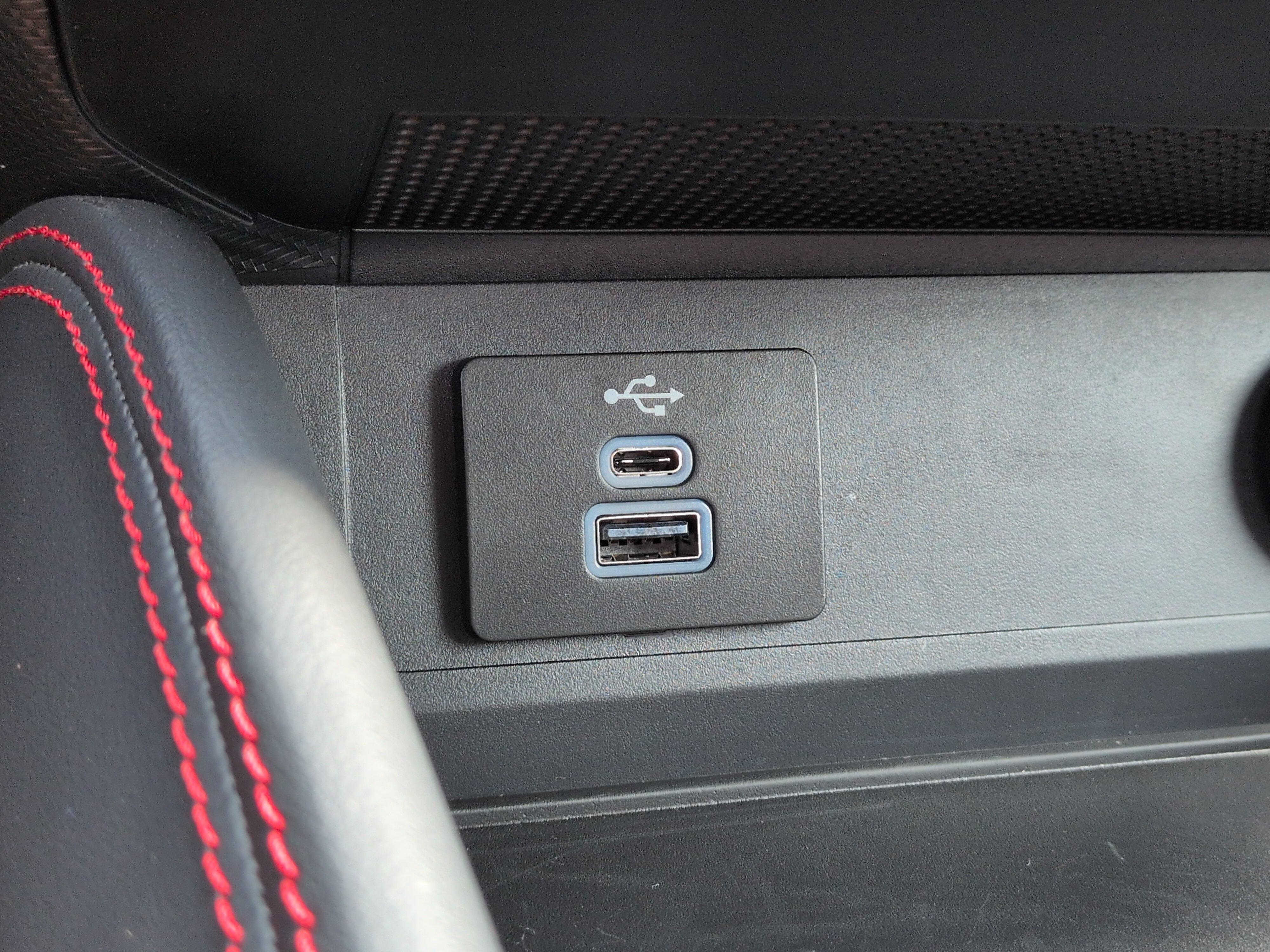 Used 2025 Ford Mustang GT Premium w/ 60th Anniversary Package RWD image 19