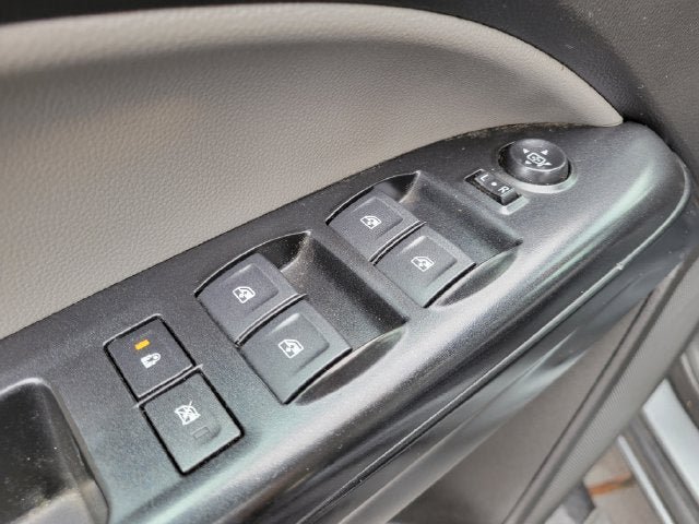 Used 2019 Chevrolet Colorado W/T w/ WT Convenience Package AWD/4WD image 8