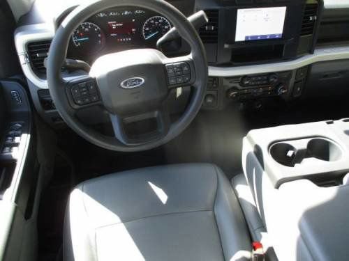 Used 2023 Ford F250 XL image 6