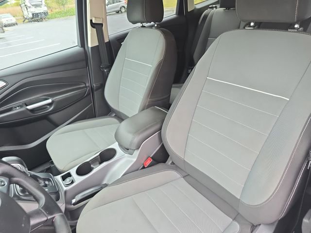 Used 2015 Ford Escape SE image 15