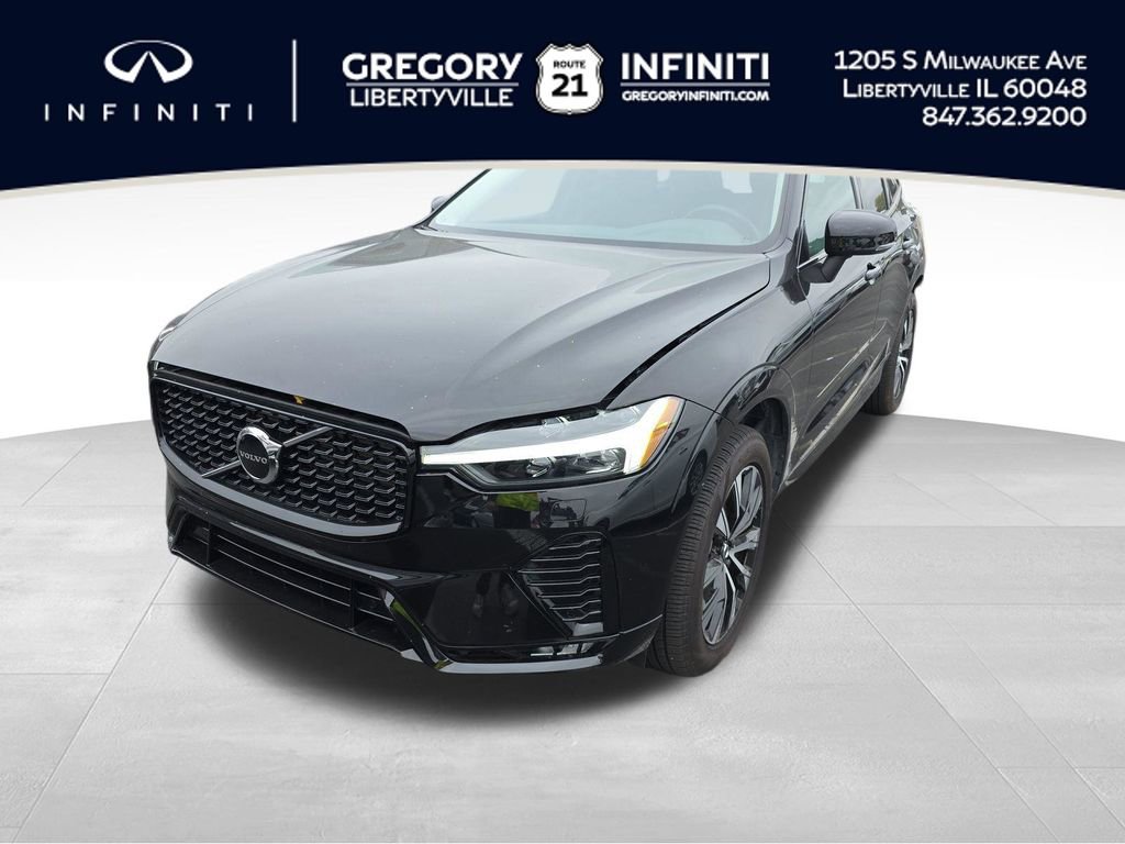 Used 2025 Volvo XC60 B5 Core image 1