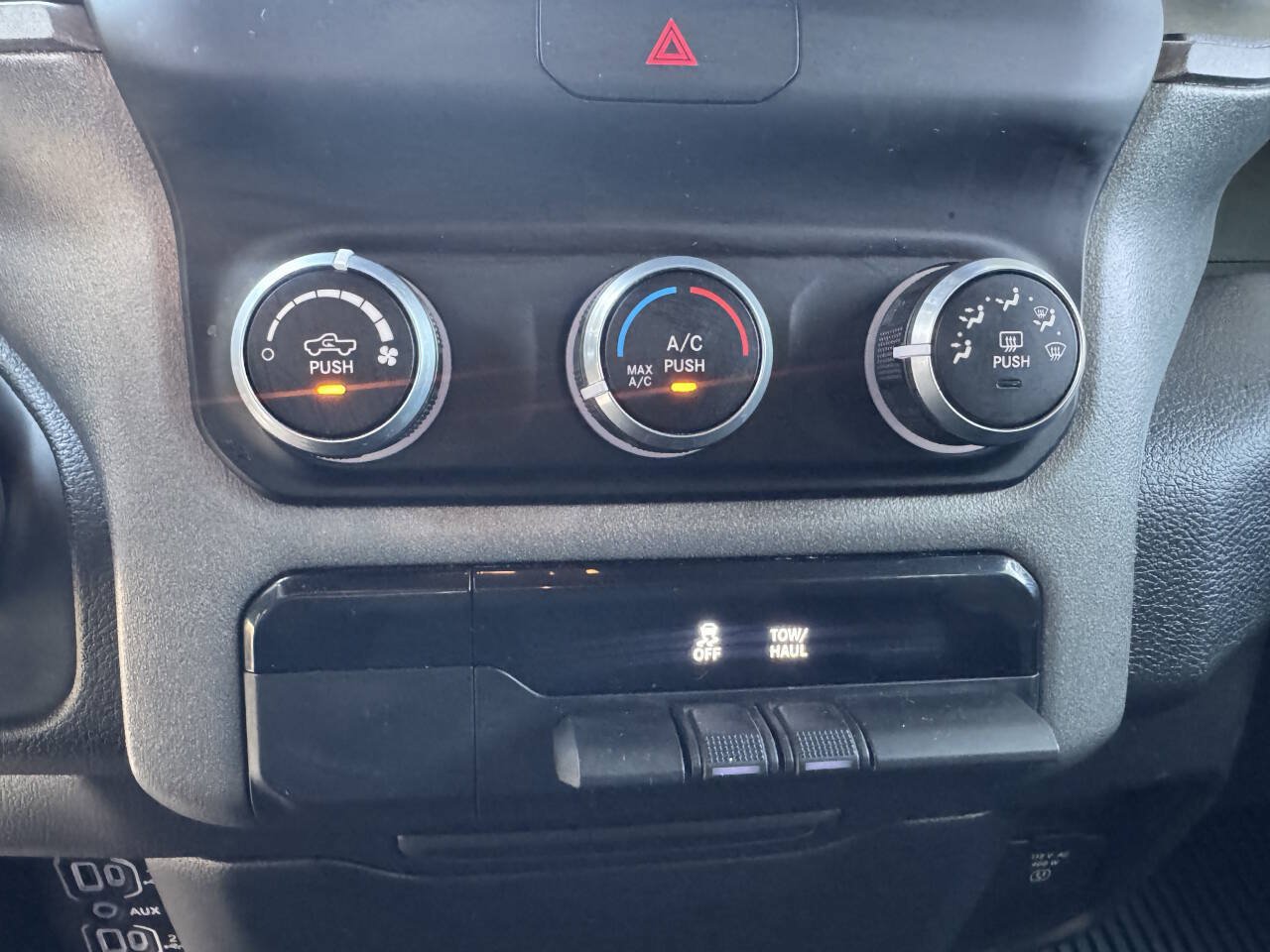 Used 2022 RAM 1500 Tradesman w/ Night Edition AWD/4WD image 27