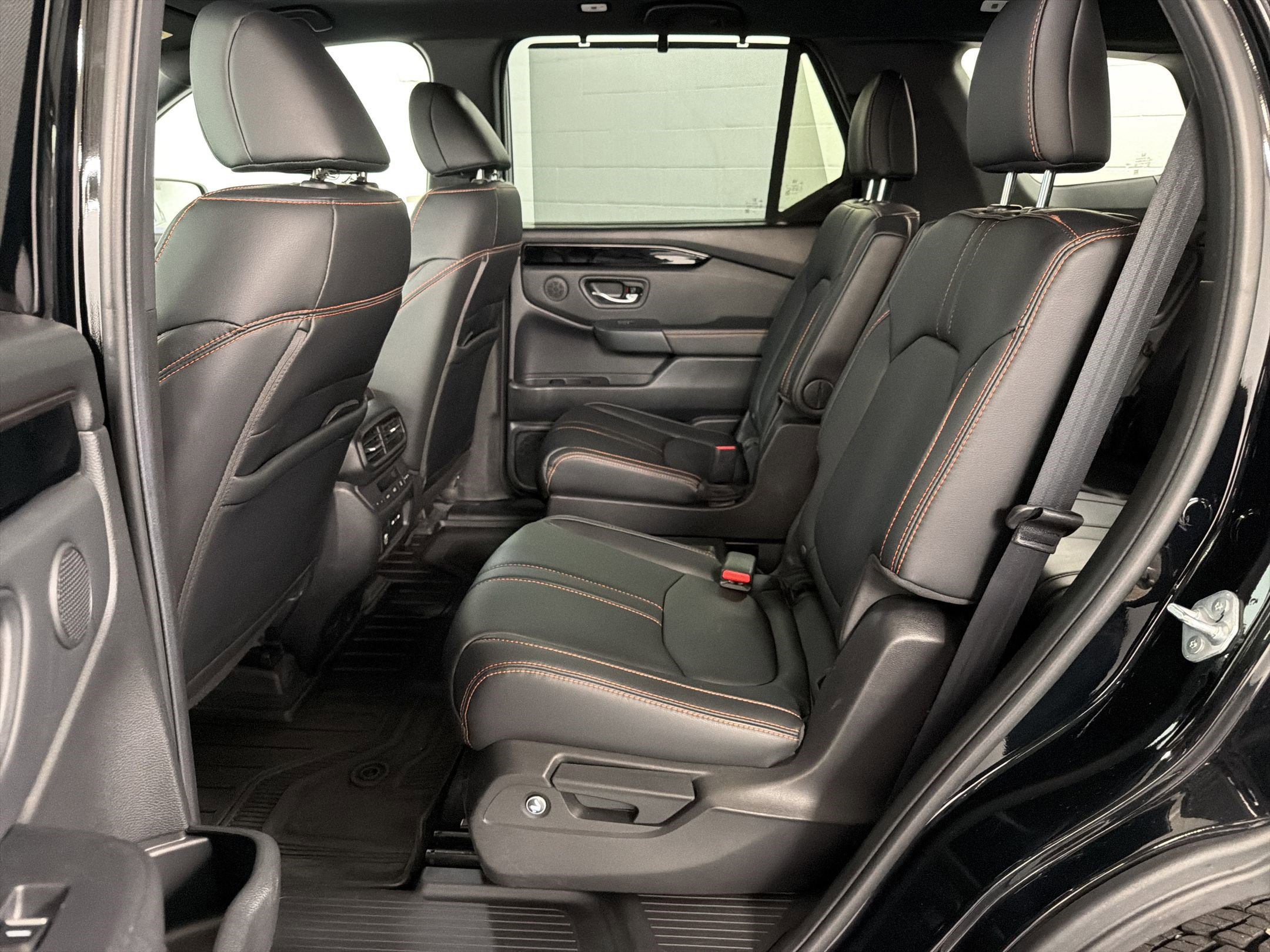 Certified 2025 Honda Pilot TrailSport image 15