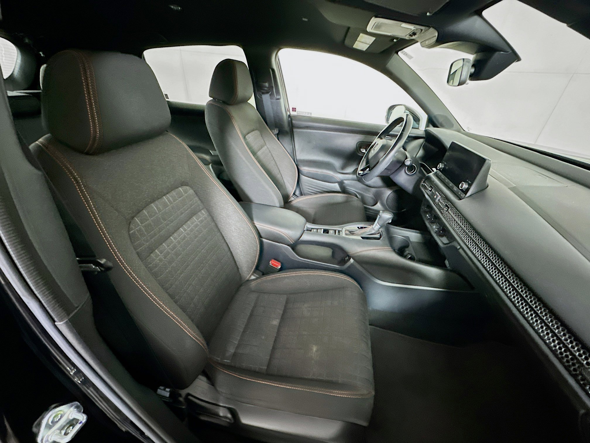 Used 2023 Honda HR-V Sport image 29