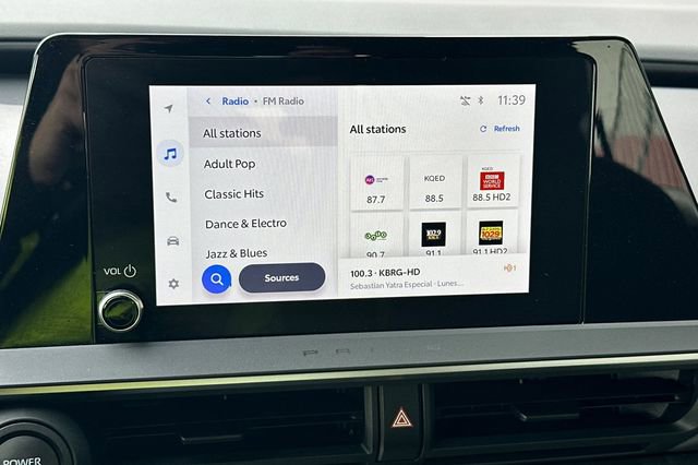 Certified 2024 Toyota Prius LE image 23