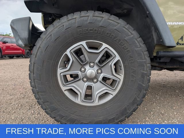 Used 2013 Jeep Wrangler Rubicon w/ Connectivity Group AWD/4WD image 11