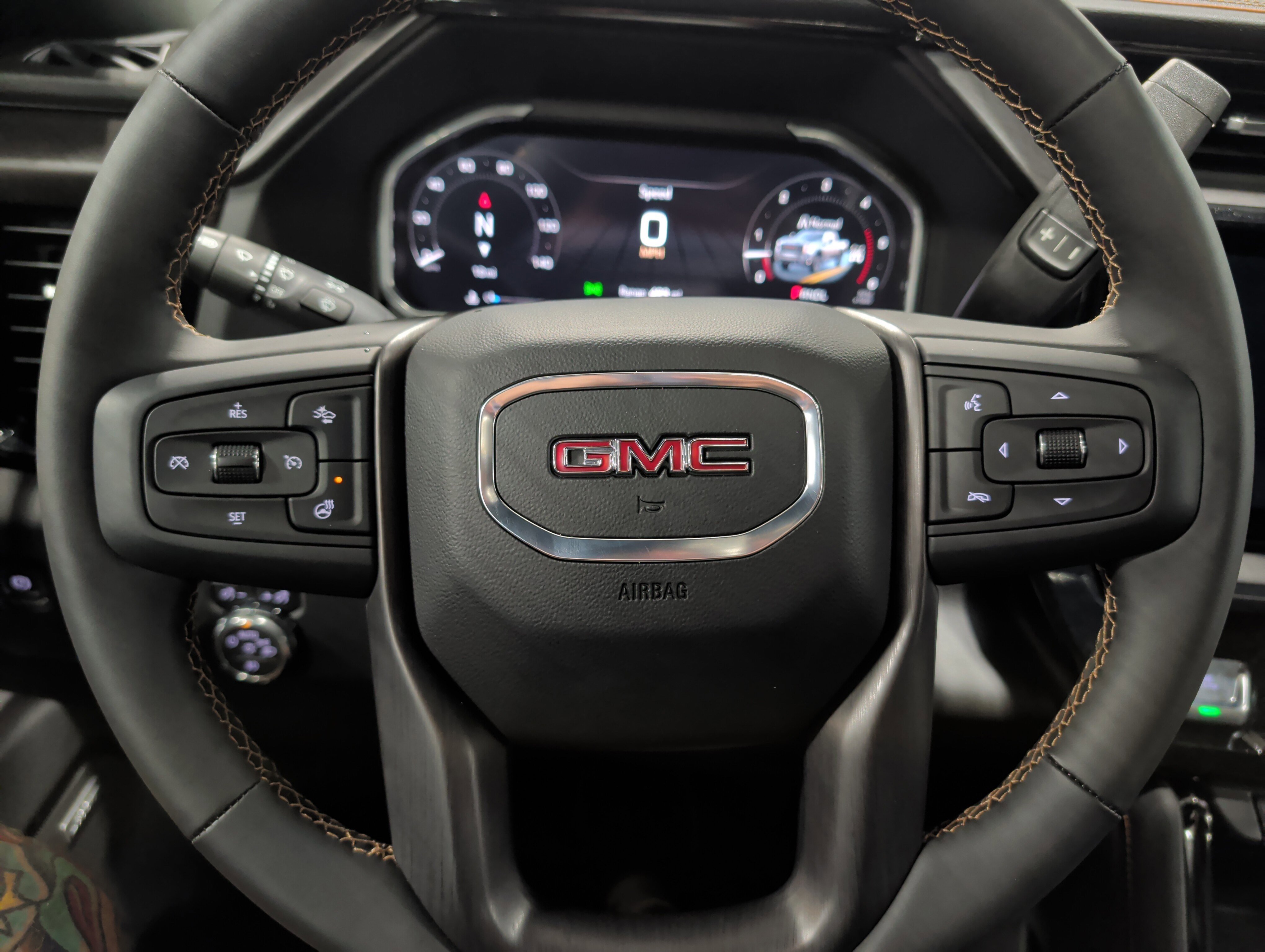 Used 2026 GMC Sierra 2500 AT4 AWD/4WD image 10