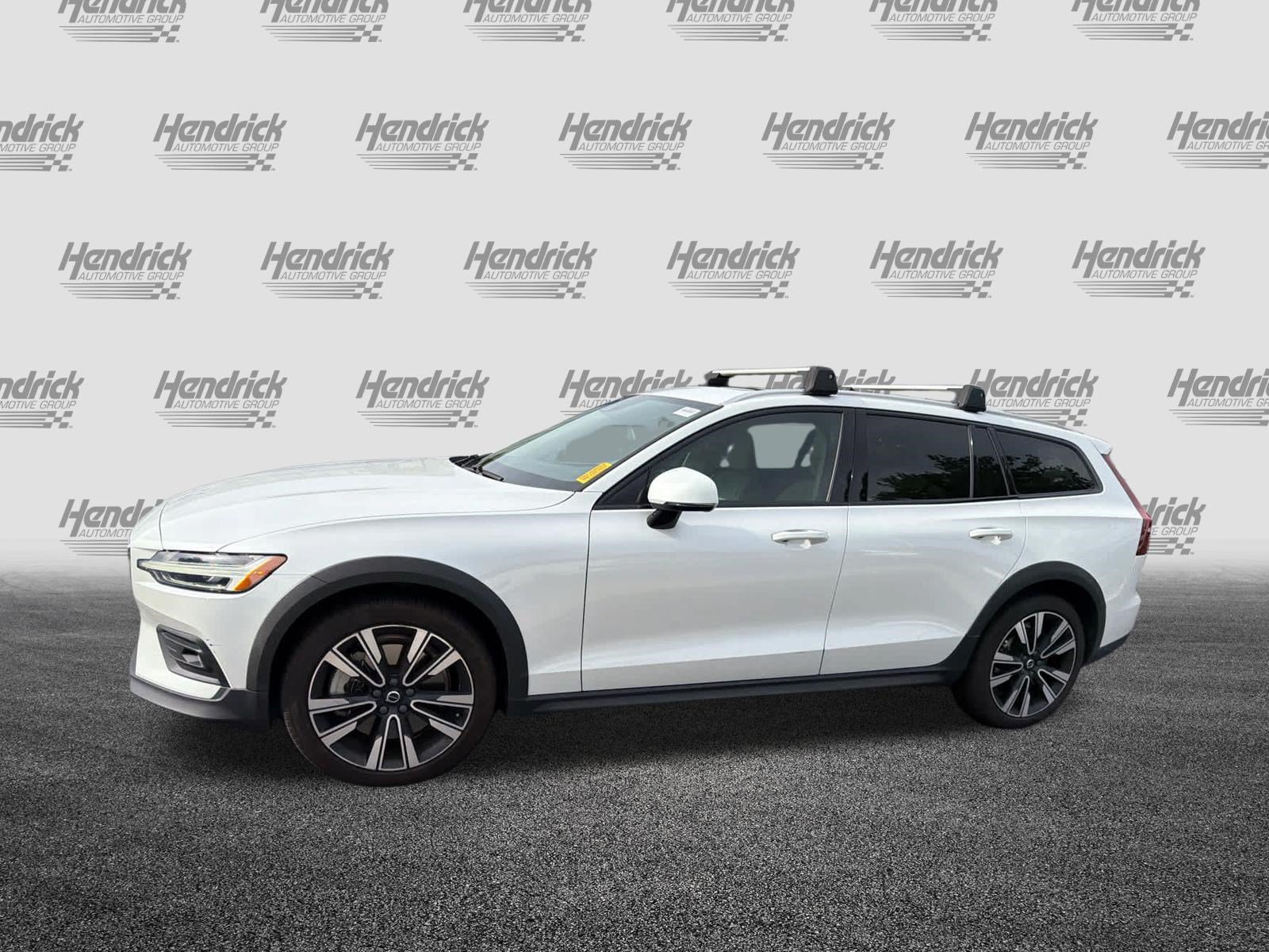 Used 2021 Volvo V60 T5 Cross Country w/ Climate Package AWD/4WD image 9