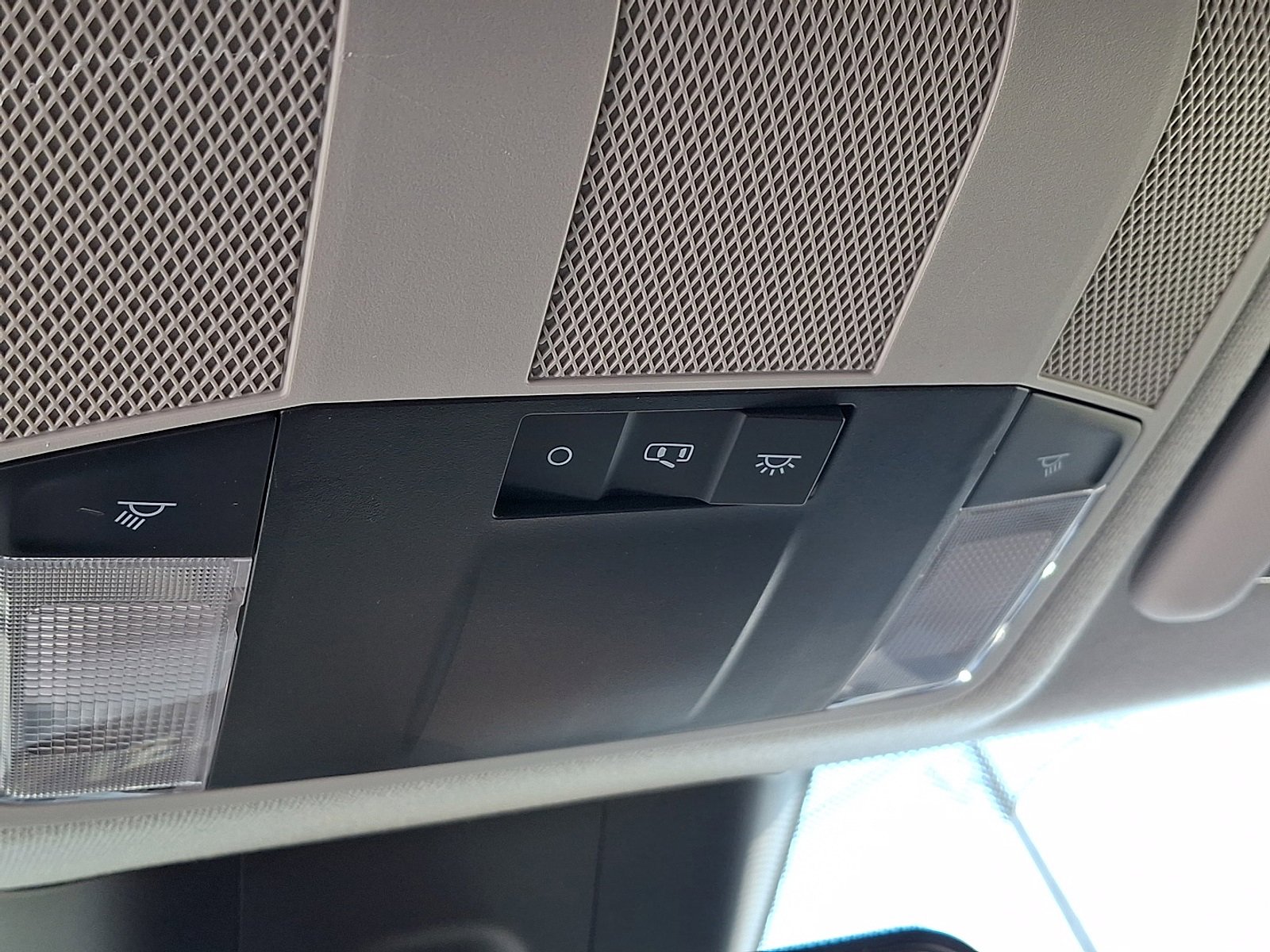 Used 2024 Mitsubishi Eclipse Cross ES image 27