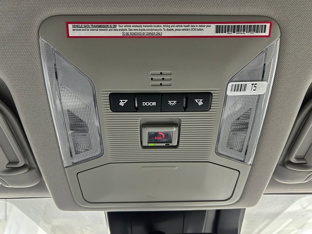 Used 2023 Toyota RAV4 XLE image 32