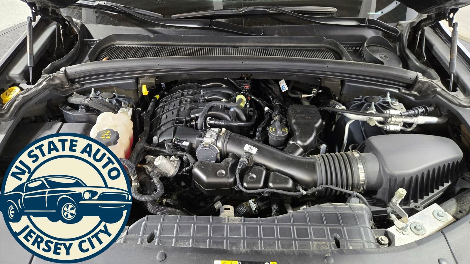 Used 2024 Jeep Grand Cherokee L Limited w/ Luxury Tech Group II image 38