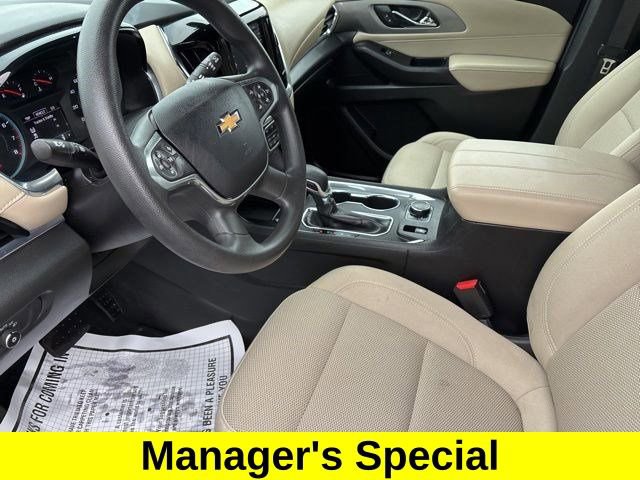 Used 2023 Chevrolet Traverse LS w/ Safety Package image 11