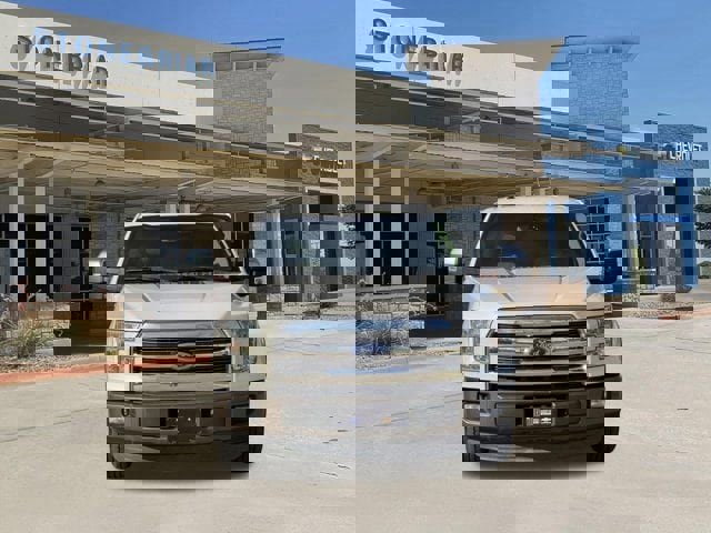 Used 2015 Ford F150 Lariat image 9