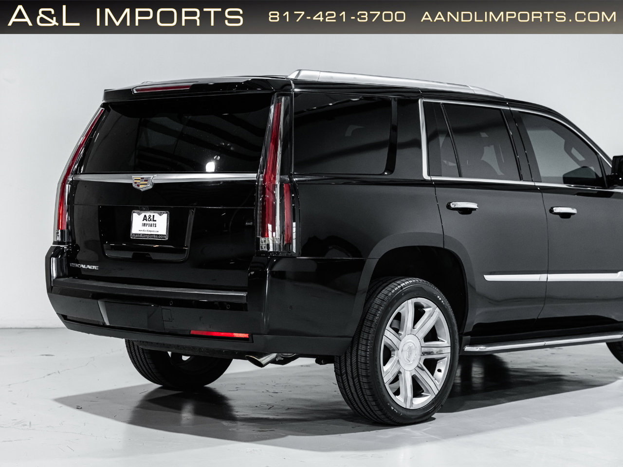 Used 2019 Cadillac Escalade Luxury AWD/4WD image 30