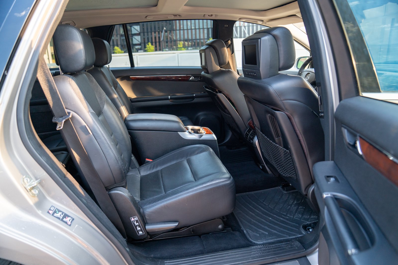 Used 2007 Mercedes-Benz R 63 AMG 4MATIC image 25