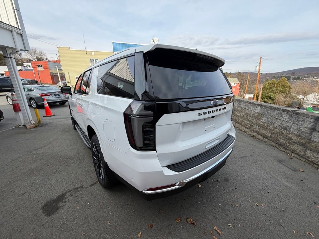 New 2026 Chevrolet Suburban LT w/ Comfort Package image 3