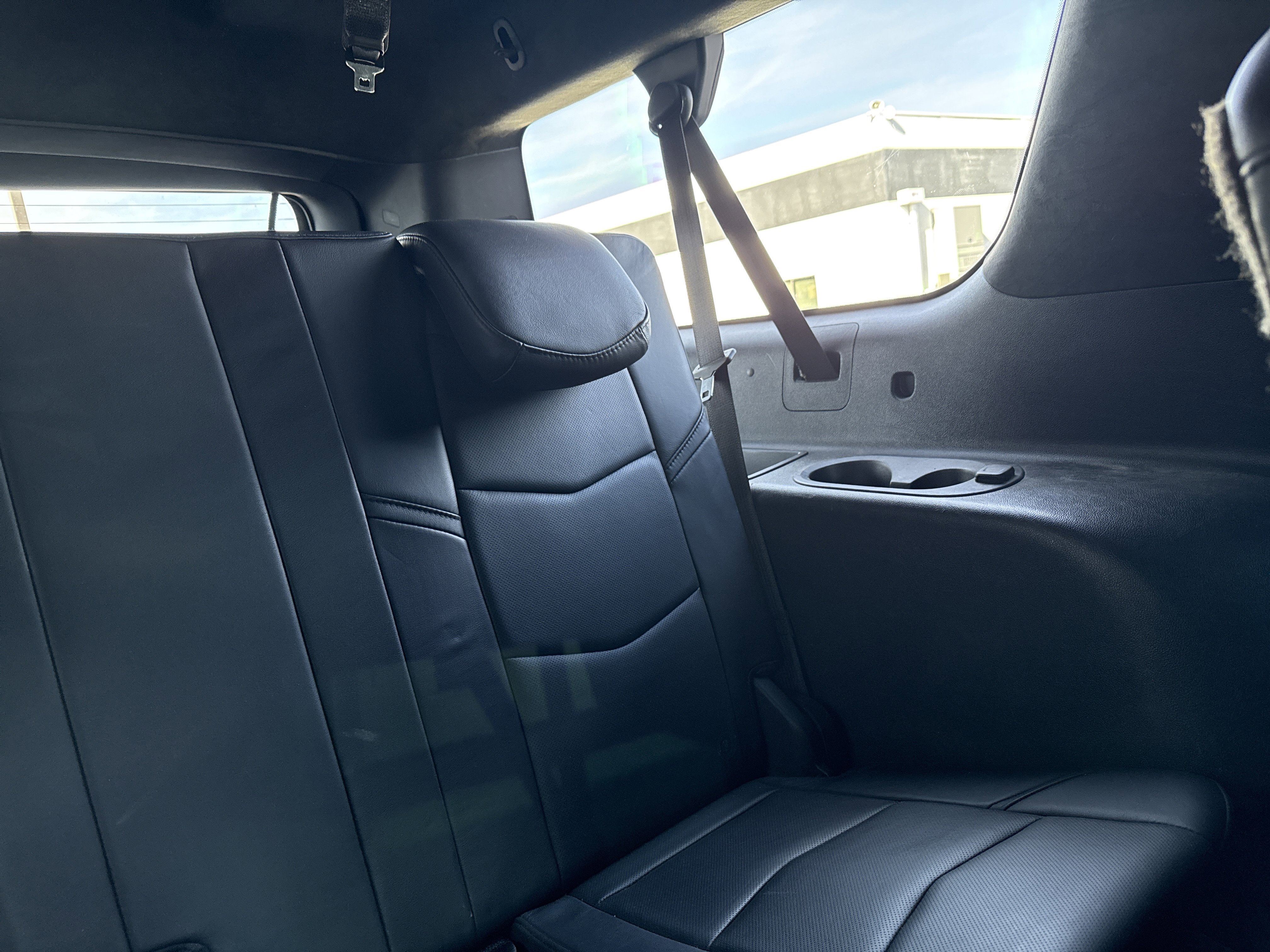 Used 2019 Cadillac Escalade ESV Platinum image 37