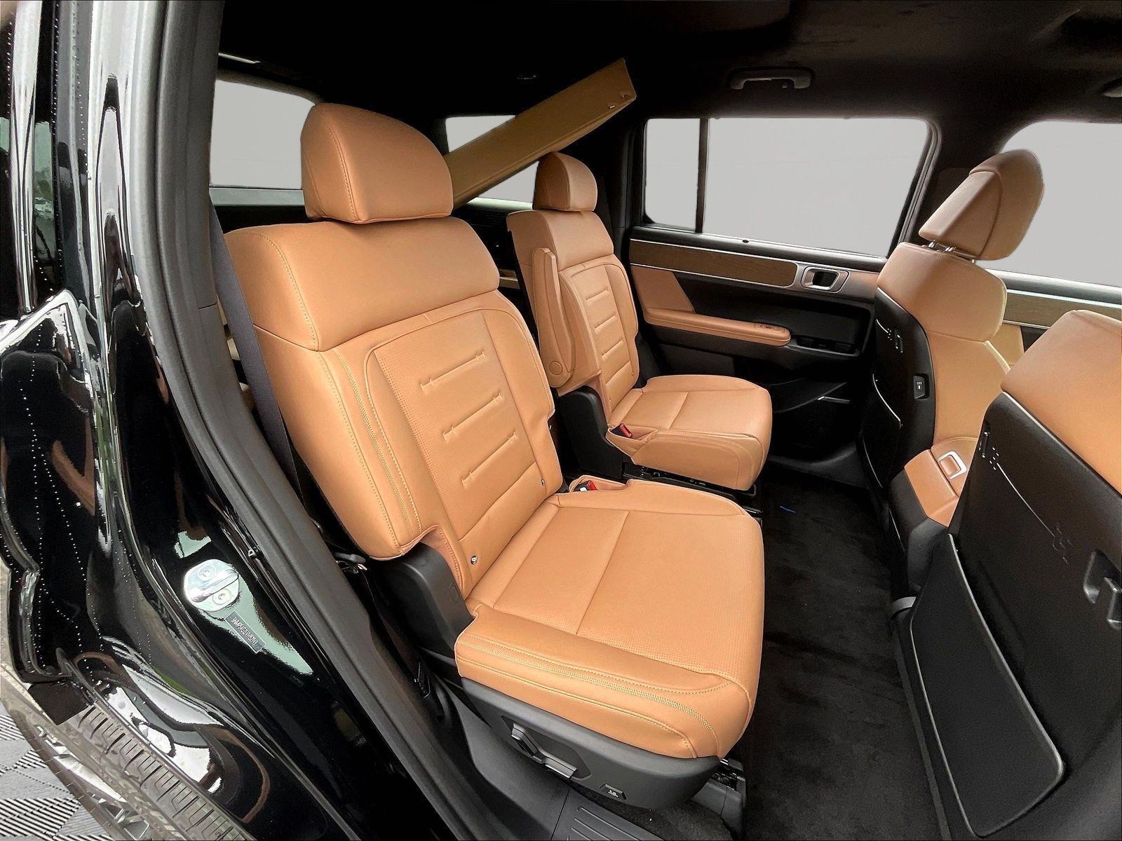 New 2027 Hyundai Santa Fe Calligraphy FWD image 19