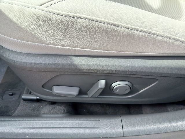 New 2026 Hyundai Sonata Limited FWD image 16