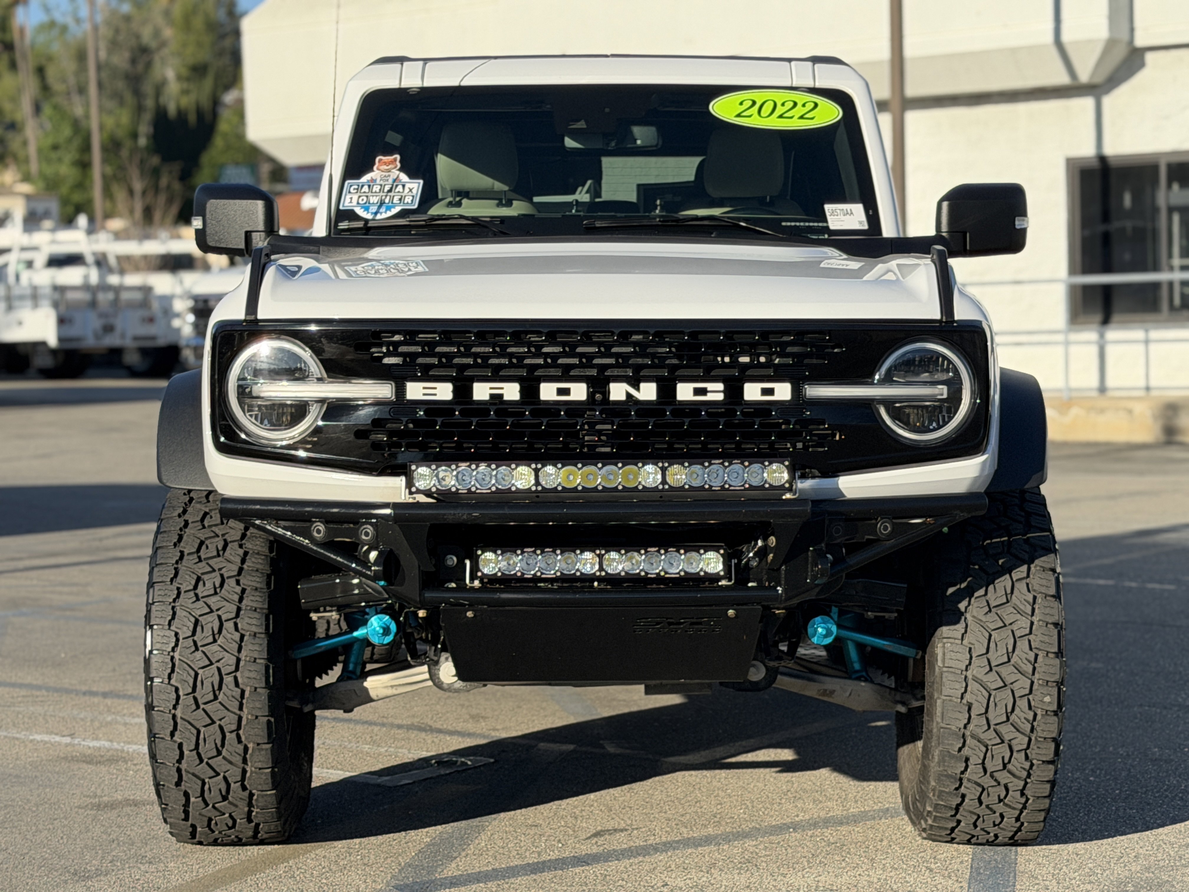 Used 2022 Ford Bronco Wildtrak image 3