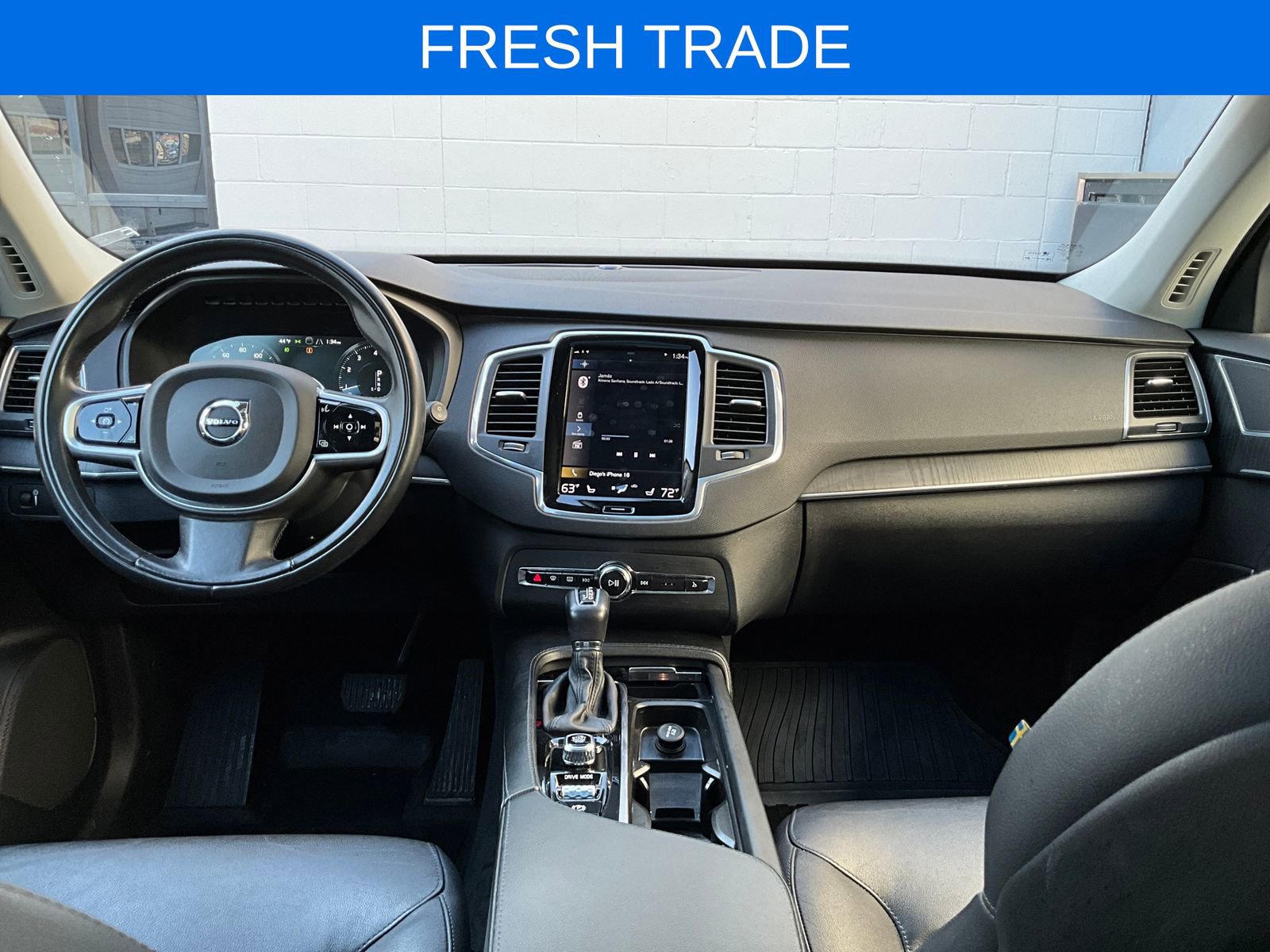 Used 2020 Volvo XC90 T5 Momentum w/ Protection Package Premier image 13