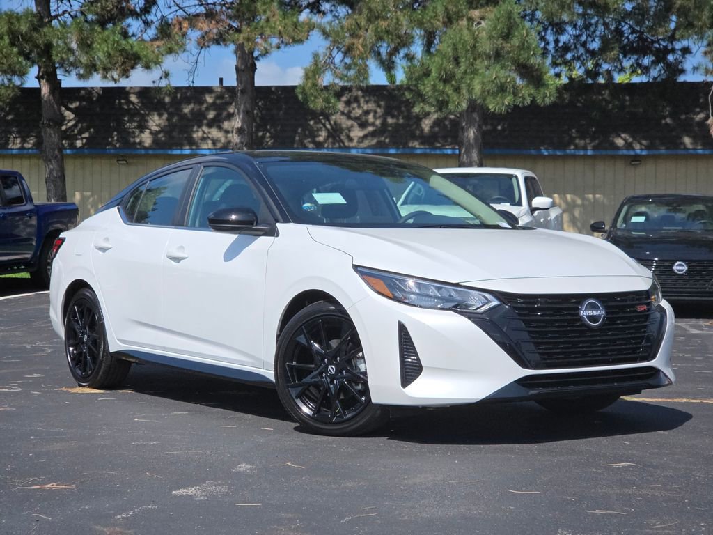 New 2025 Nissan Sentra SR w/ Midnight Edition