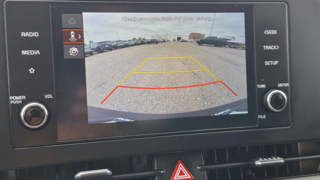 Used 2023 Kia Sportage LX image 22