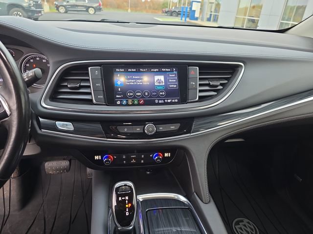 Used 2020 Buick Enclave Essence w/ Sound and Sites Package image 20