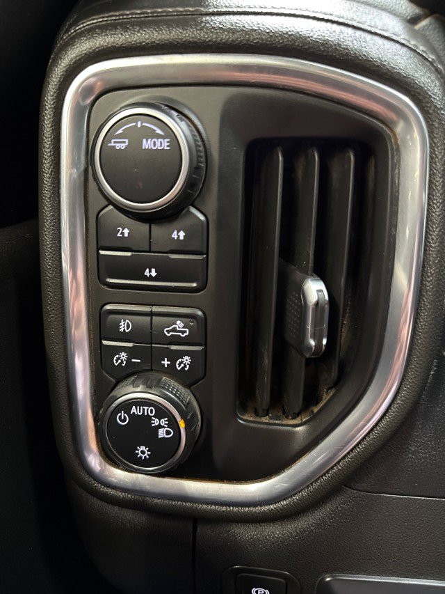 Used 2022 Chevrolet Silverado 2500 LT w/ Convenience Package image 22