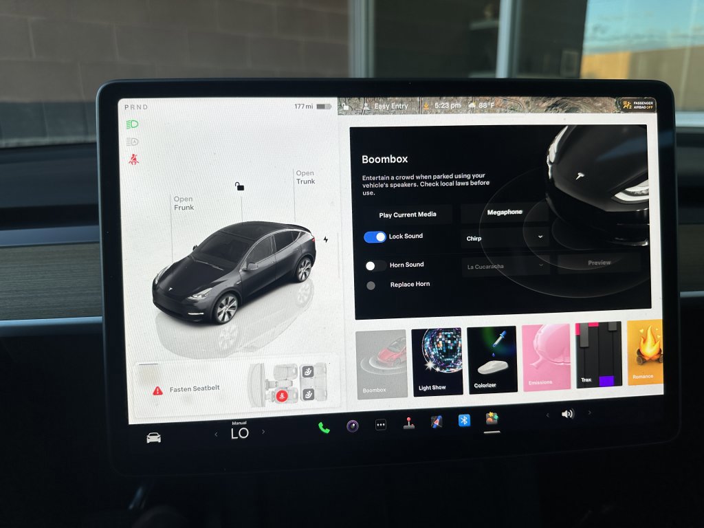 Used 2024 Tesla Model Y Long Range image 28