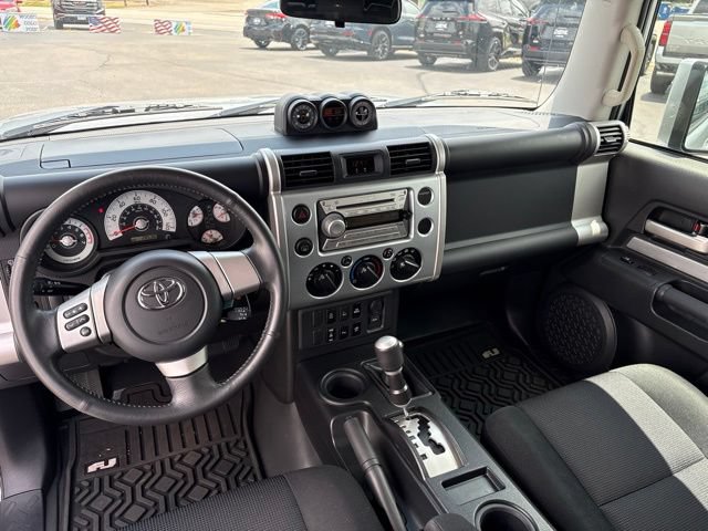 Used 2007 Toyota FJ Cruiser 4WD image 13