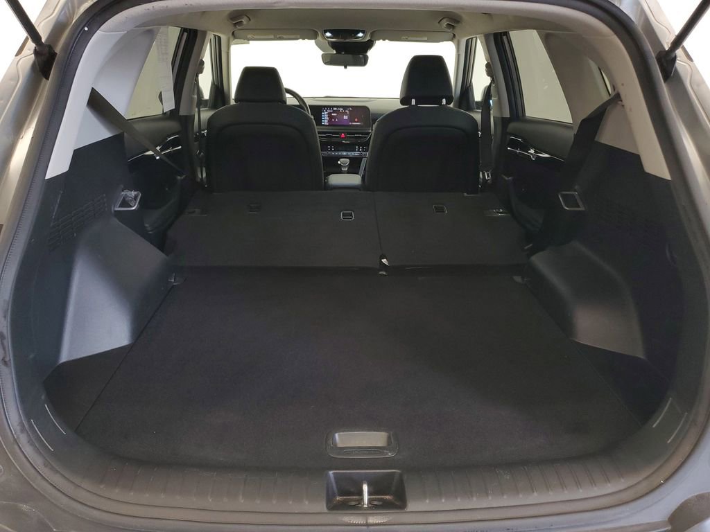Used 2025 Kia Seltos S FWD image 27